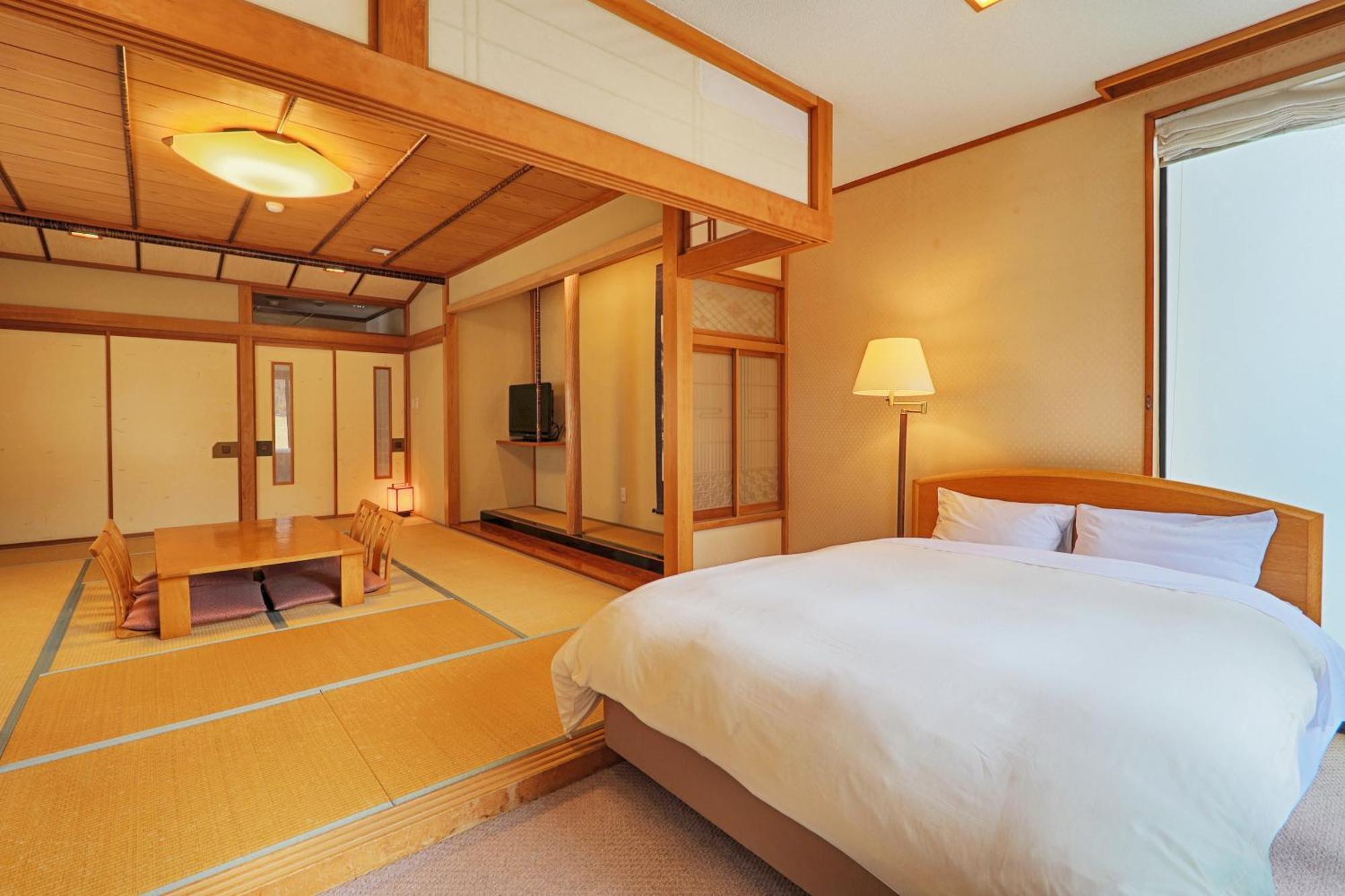 ホテル 旅籠 椿屋 2*